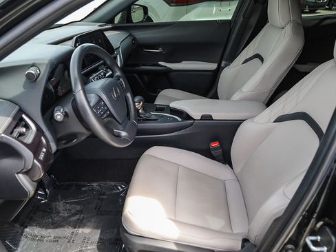 Used 2024 Lexus UX 250h FWD image 17