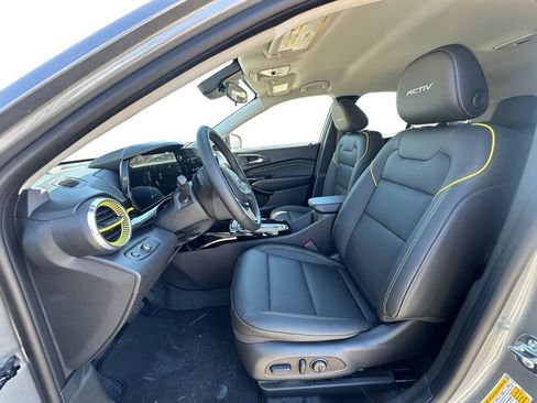 New 2026 Chevrolet Trax ACTIV w/ Driver Confidence Package image 9