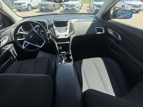 Used 2017 Chevrolet Equinox LT w/ Convenience Package FWD image 5