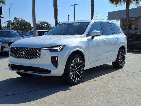 New 2026 Volvo XC90 B6 Ultra image 3