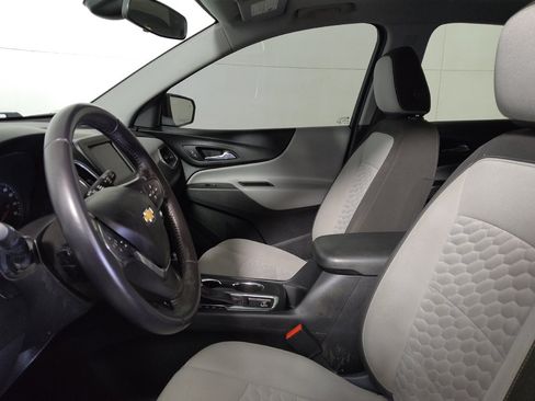 Used 2021 Chevrolet Equinox LT FWD image 17