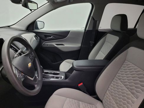 Used 2021 Chevrolet Equinox LS image 17