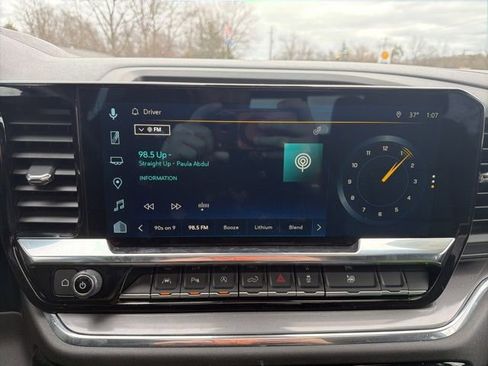 Used 2025 Chevrolet Silverado 1500 High Country w/ High Country Premium Package image 32