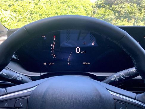 Used 2025 Buick Envista Avenir FWD image 21