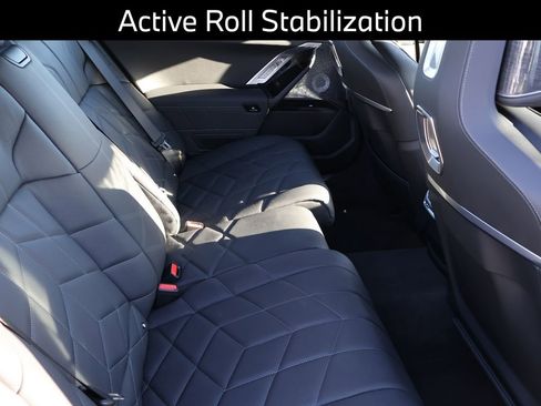 Certified 2025 BMW 760i xDrive image 16