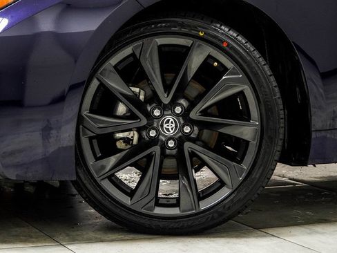 Used 2023 Toyota Corolla SE image 3