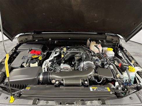 Used 2023 Jeep Wrangler Sport image 26