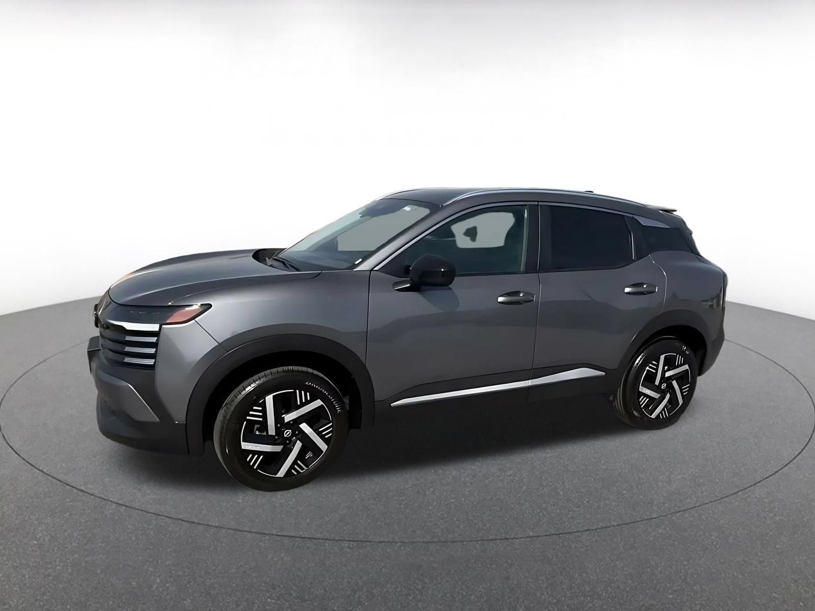 Used 2026 Nissan Kicks SV w/ Cold Weather Package FWD image 7