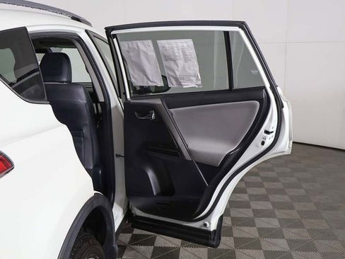 Used 2018 Toyota RAV4 Limited w/ Advanced Technology Package image 23