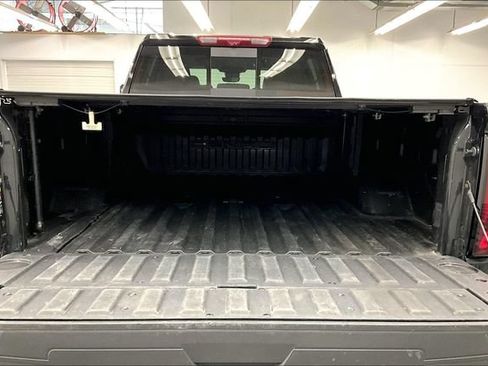 Used 2024 GMC Sierra 2500 Denali w/ Technology Package AWD/4WD image 34