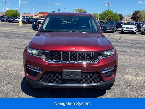 Used 2023 Jeep Grand Cherokee Limited AWD/4WD image 2