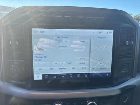 Used 2022 Ford F150 XLT w/ Equipment Group 302A High image 17