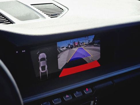 Used 2021 Porsche 911 Carrera image 21