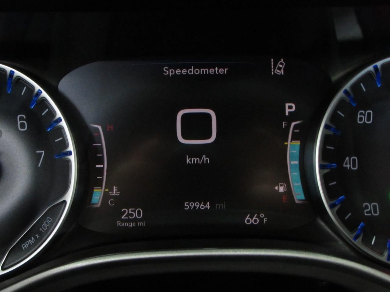 Used 2025 Chrysler Pacifica Select FWD image 29