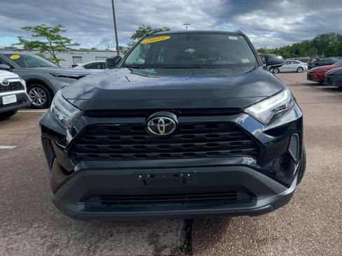Used 2025 Toyota RAV4 LE AWD/4WD image 7