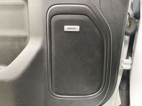 Used 2023 GMC Sierra 2500 SLT w/ SLT Premium Package image 25