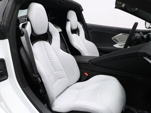 Used 2024 Chevrolet Corvette Stingray Preferred Cpe w/ 2LT image 69