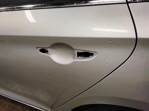 Used 2016 Hyundai Sonata SE FWD image 17