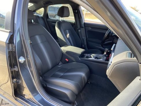 Used 2023 Honda Civic Sport image 19