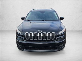 Used 2018 Jeep Cherokee Latitude Plus video 2