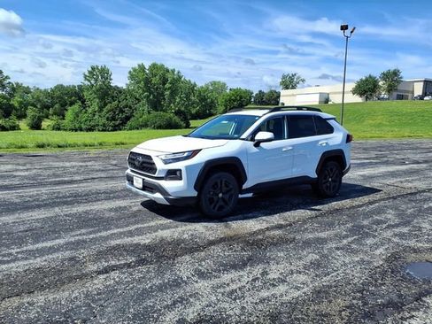 Used 2024 Toyota RAV4 Adventure AWD/4WD image 43