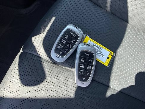 Used 2024 Hyundai Ioniq 5 Limited AWD/4WD image 22