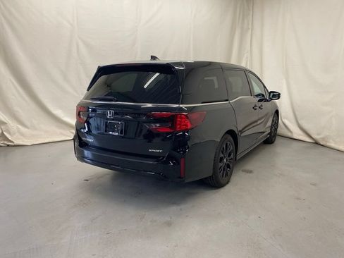Used 2025 Honda Odyssey Sport-L image 6