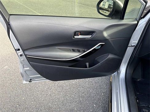 Used 2023 Toyota Corolla XSE image 13