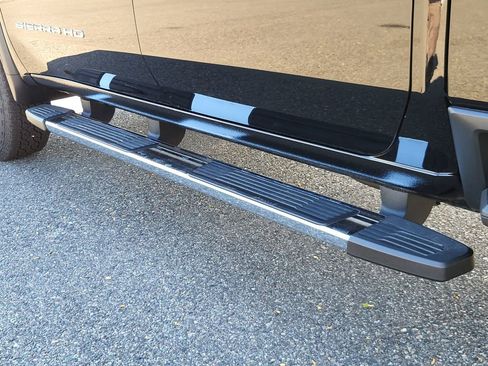 New 2025 GMC Sierra 2500 SLT w/ SLT Premium Package image 13