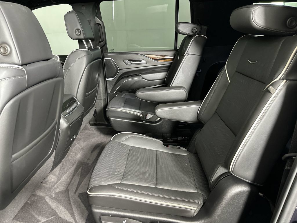Used 2023 Cadillac Escalade ESV Premium Luxury w/ LPO, Floor Liner Package AWD/4WD image 28