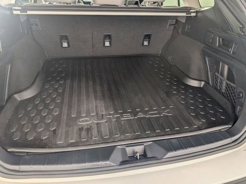 Used 2024 Subaru Outback Premium image 29