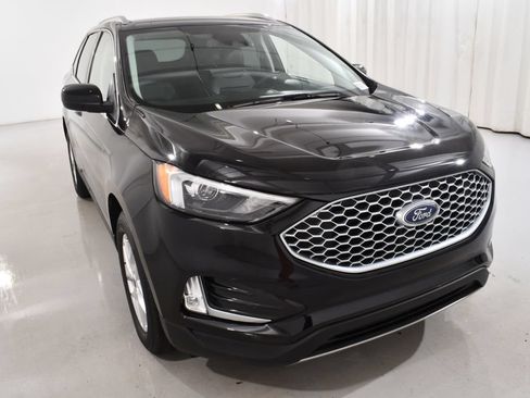 Used 2023 Ford Edge SEL w/ Convenience Package AWD/4WD image 4