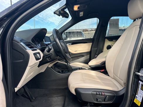 Used 2018 BMW X1 sDrive28i image 10