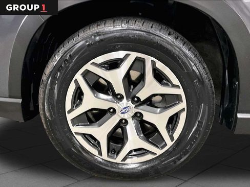 Used 2021 Subaru Forester Premium AWD/4WD image 11