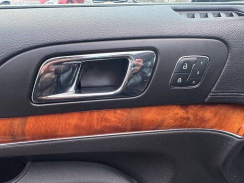 Used 2014 Lincoln MKT AWD w/ Equipment Group 201A image 10