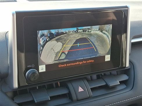 Used 2023 Toyota RAV4 XLE image 18