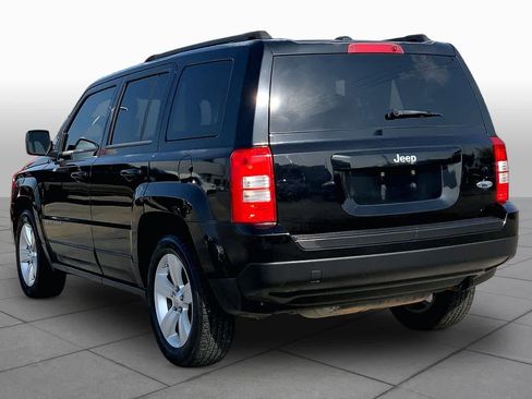 Used 2012 Jeep Patriot Latitude FWD image 12