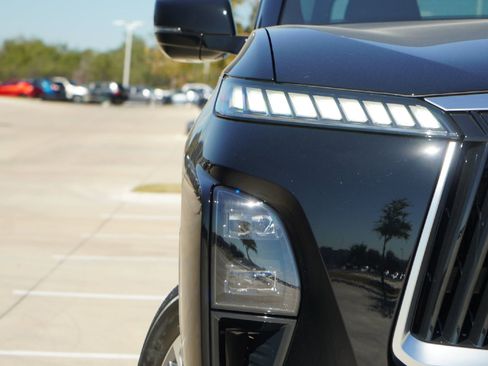 New 2026 INFINITI QX80 Luxe w/ Exterior Package image 2