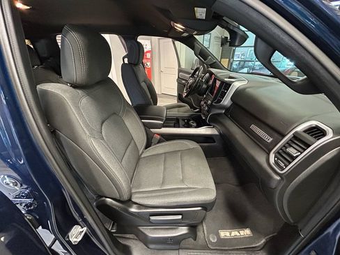 Used 2020 RAM 1500 Big Horn AWD/4WD image 36