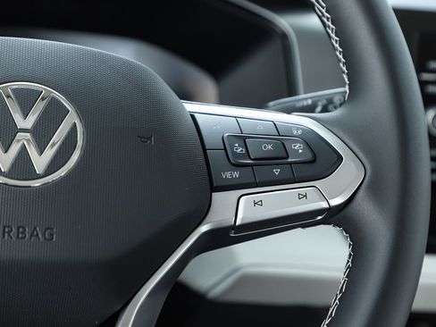 New 2026 Volkswagen Taos S FWD image 22