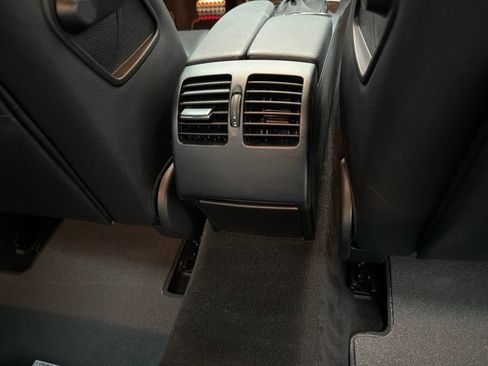 Used 2012 Mercedes-Benz C 300 4MATIC Sedan image 31