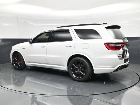Used 2023 Dodge Durango R/T w/ Tow 'N Go Group AWD/4WD image 8