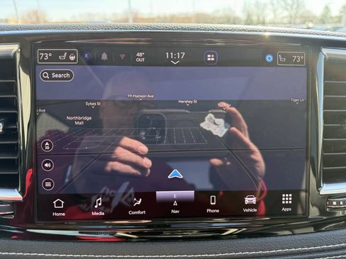 Used 2021 Chrysler Pacifica Limited w/ Premium & Safety Sphere Group AWD/4WD image 21