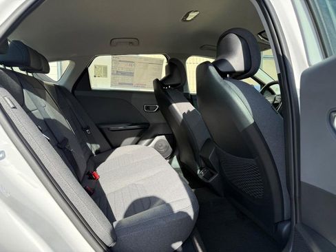 New 2025 Kia K4 GT-Line Turbo FWD image 6