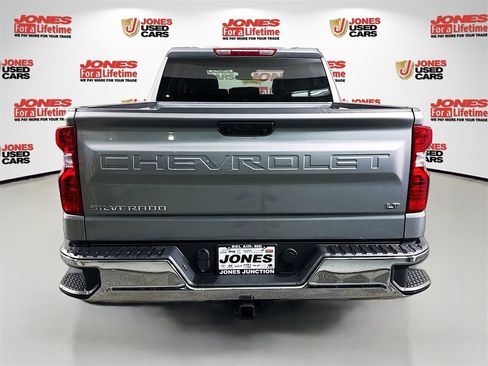 Used 2023 Chevrolet Silverado 1500 LT image 15