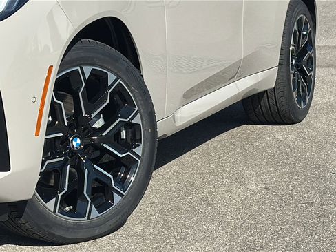 New 2026 BMW X3 xDrive30 w/ Premium Package image 3