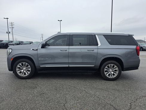 Used 2021 GMC Yukon XL Denali image 4