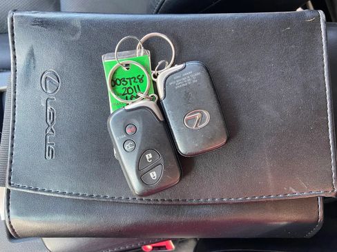 Used 2011 Lexus RX 350 2WD w/ Luxury Pkg image 36