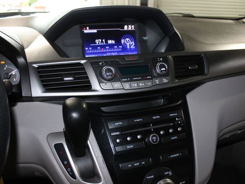 Used 2012 Honda Odyssey EX-L image 13