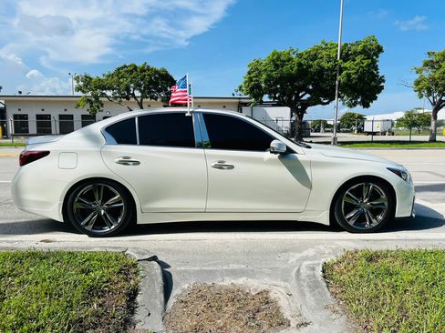 Used 2021 INFINITI Q50 Signature Edition w/ Cargo Package AWD/4WD image 6
